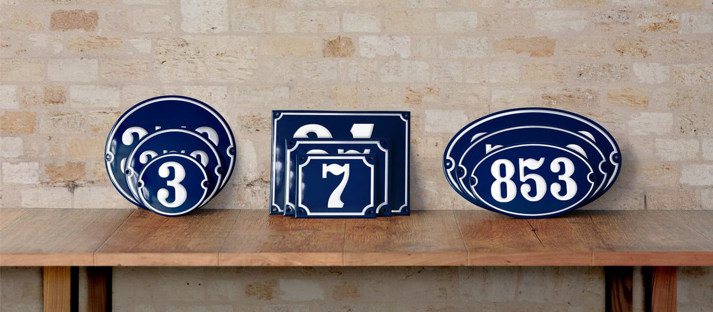 Vertical house numbers: The RAMSIGN Metropolitan Collection